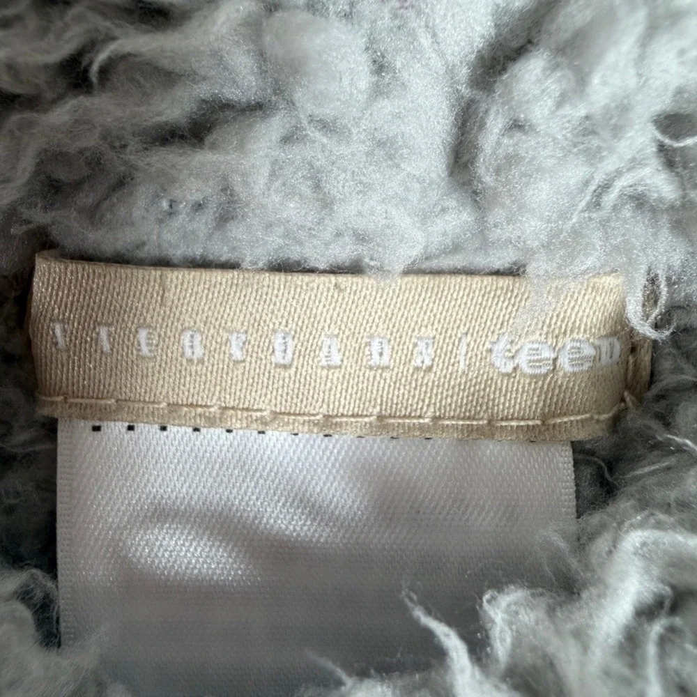 Pottery Barn Teen XS/S Gray Recycled Sherpa Hooded Robe Belt Pockets